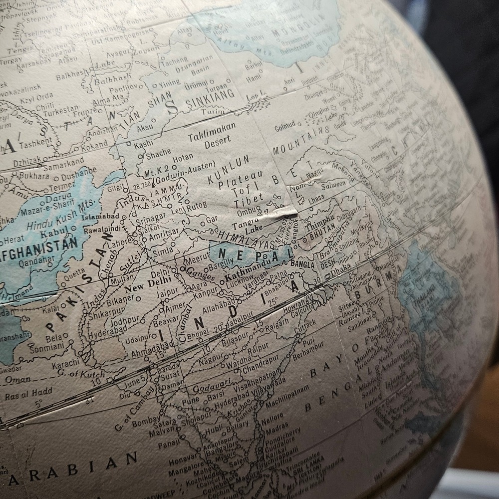 Crams Imperial World Globe Vintage Cream Map Wood Base Brass Meridian USA - Picture 6 of 8